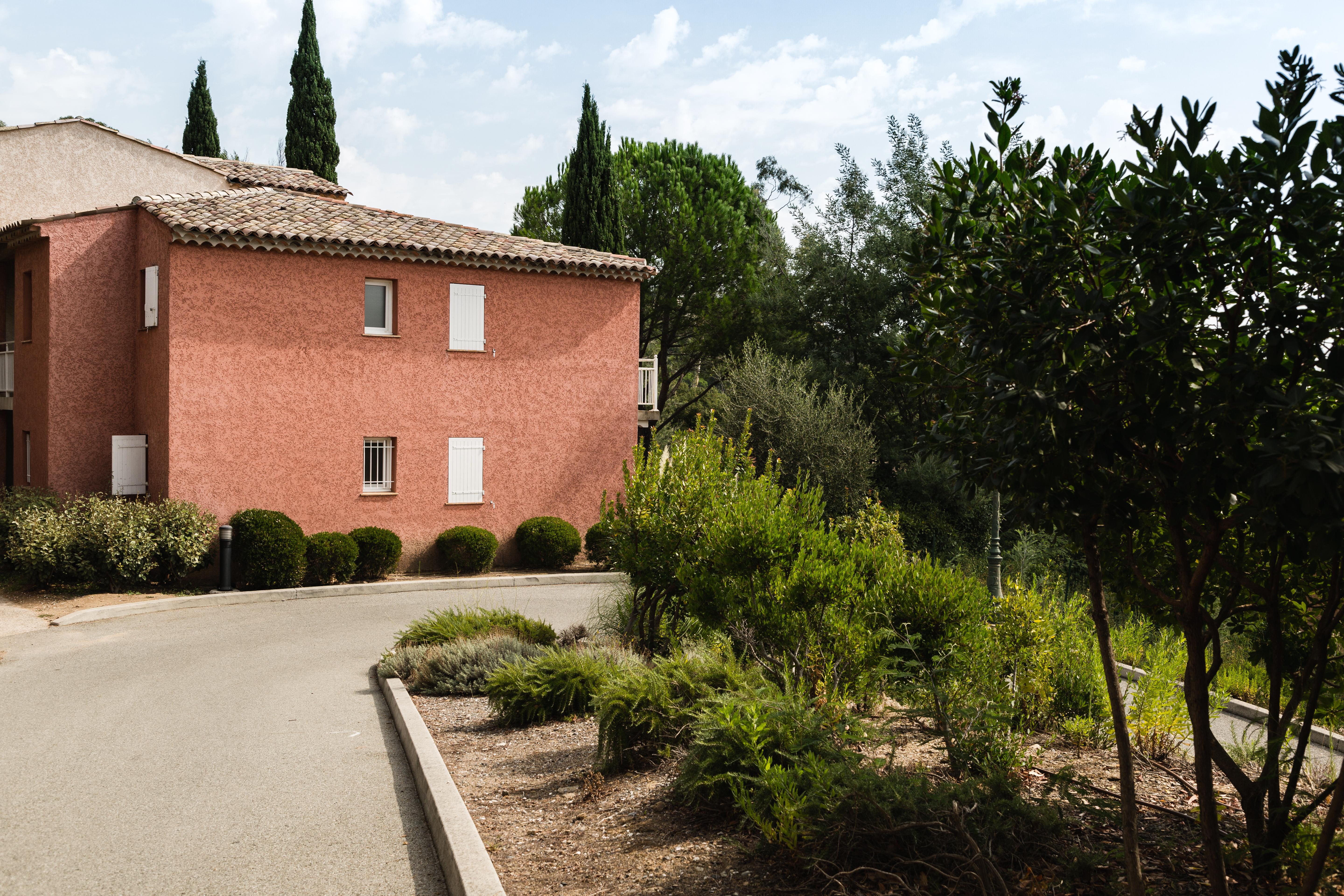 Apart-hotel Garden & Les Bastides De